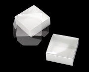 Clear Lid Boxes with White Base - 12 x 12 x 2 S-10576 - Uline