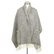 Lapuan Kankurit Maria Grey/Ivory Wool Pocket Shawl